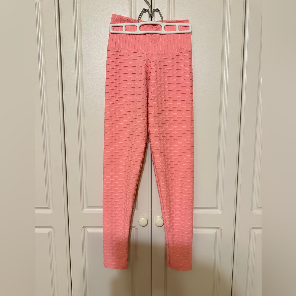 BumBum Bacana Fitness Apparel
Honeycomb Leggings sz: S/M